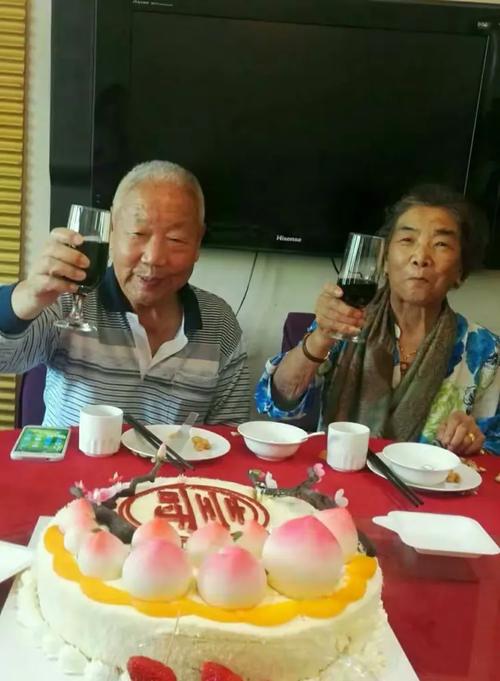 祝贺老战友家柱兄90寿辰! 全体老战友 贺 2018.5.8